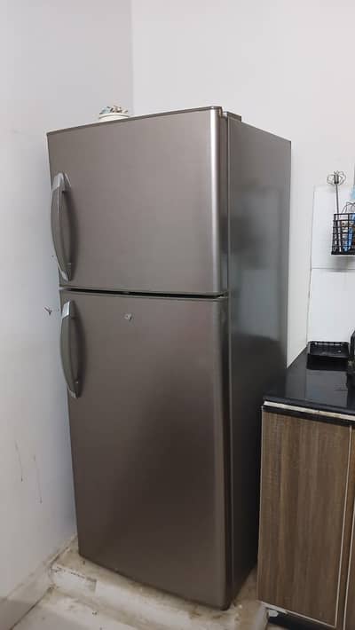 Haier Fridge 11 CF HRF-305