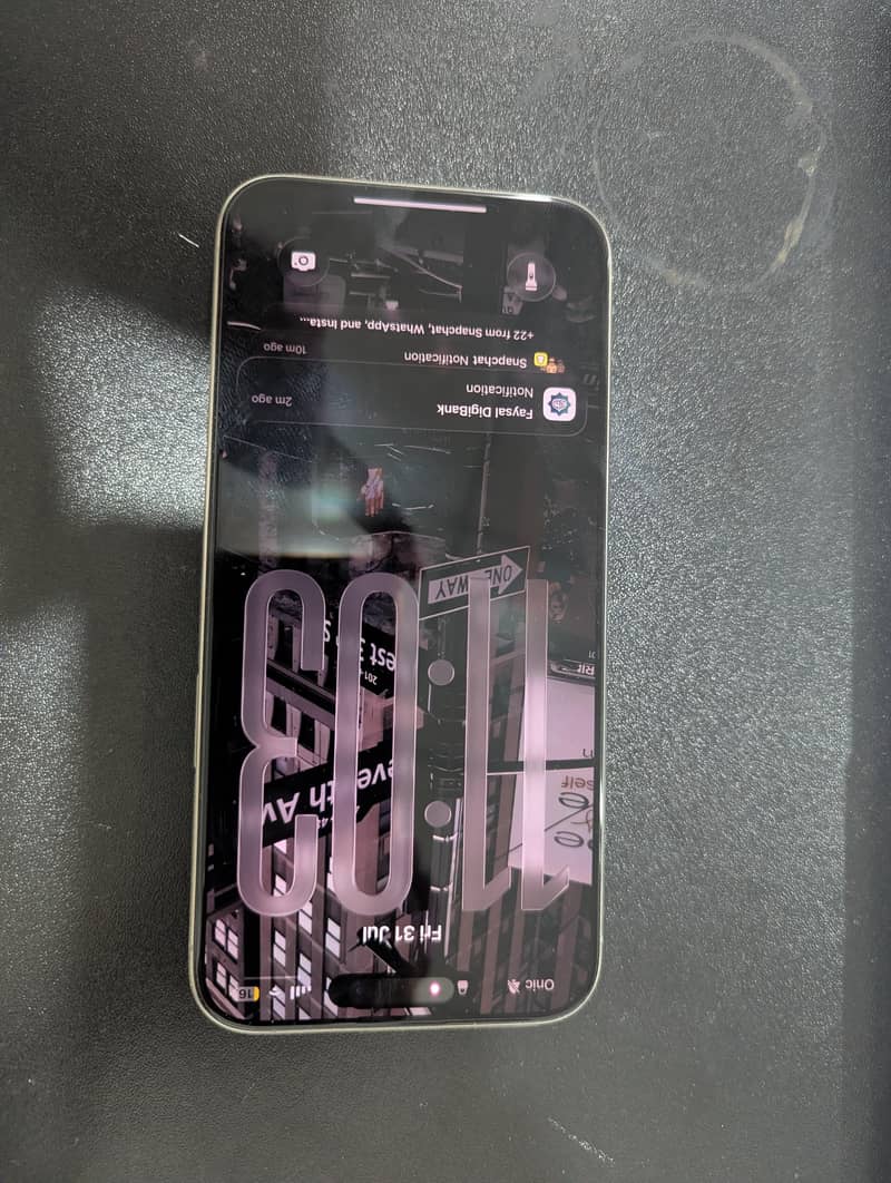 iPhone 15 Pro Max 1