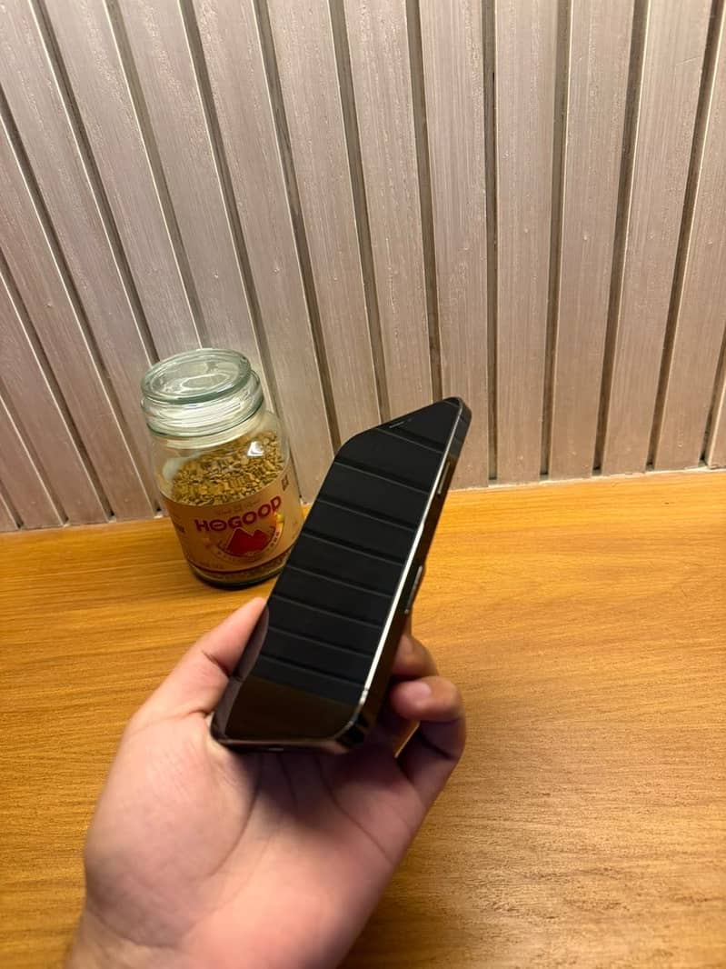 Apple iPhone 12 Pro 7