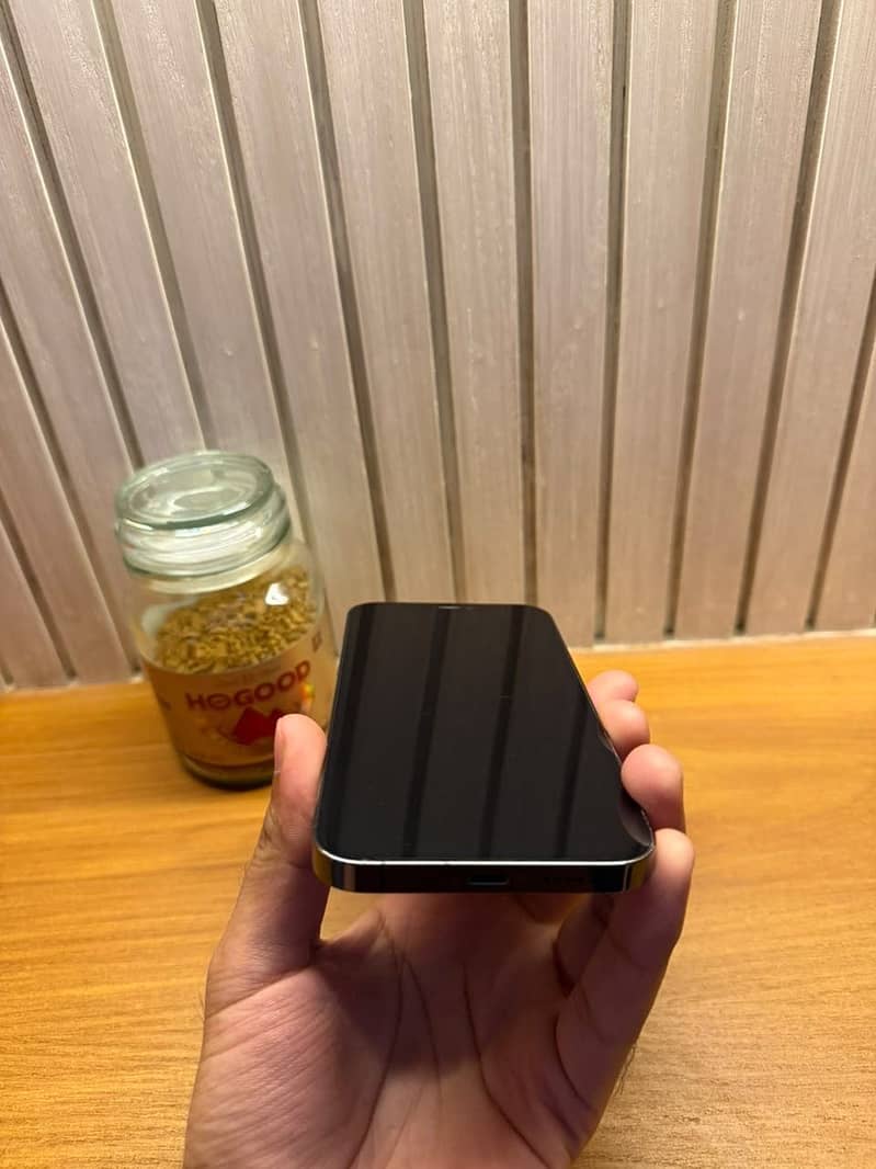 Apple iPhone 12 Pro 8