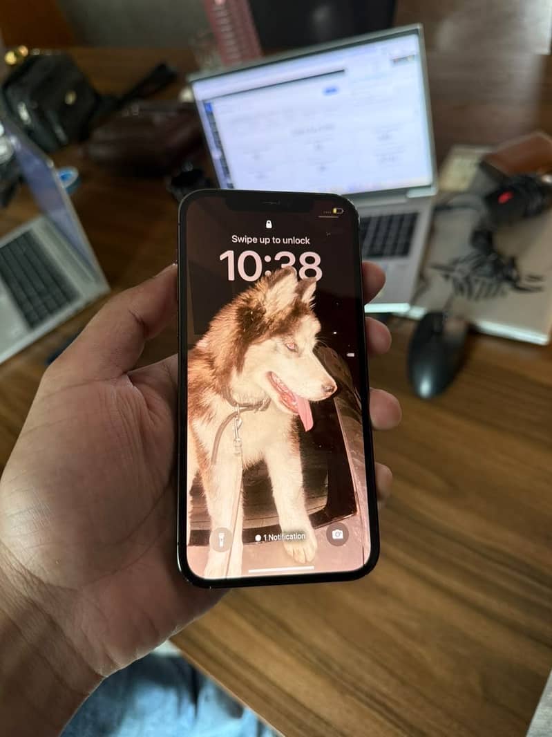 Apple iPhone 12 Pro 9