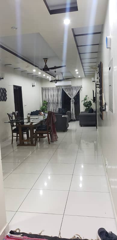 3 Bed DD 1800 Sqft Road Facing Corner Flat | King Palm | Gulistan-e-Jauhar Block 3A