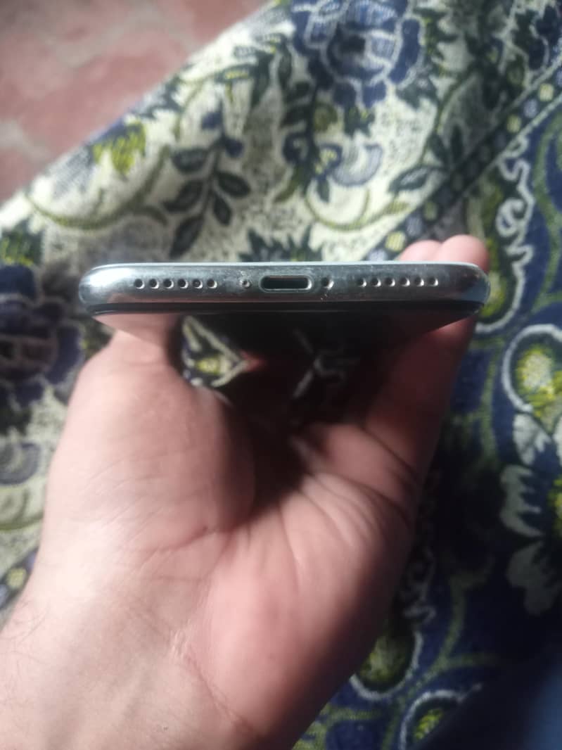 Apple iPhone X 1