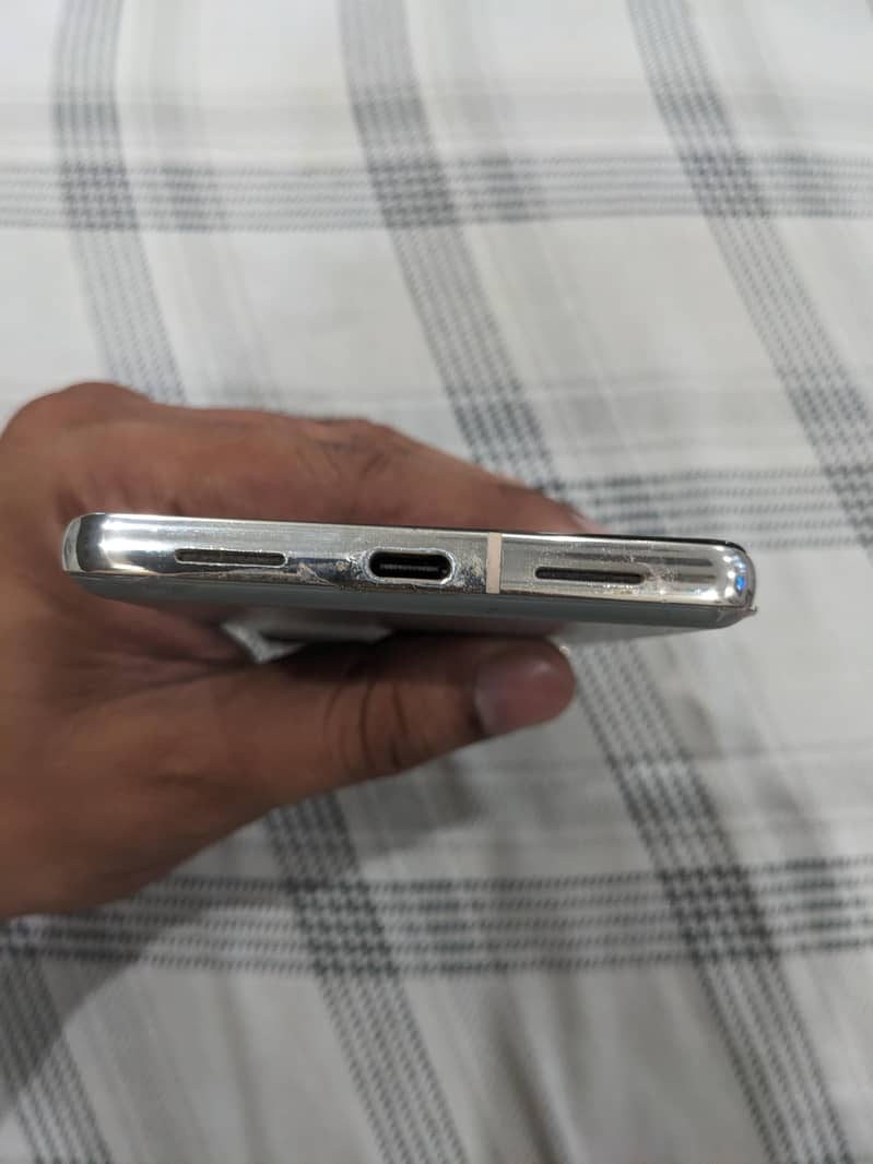 Google Pixel 7 Pro 2