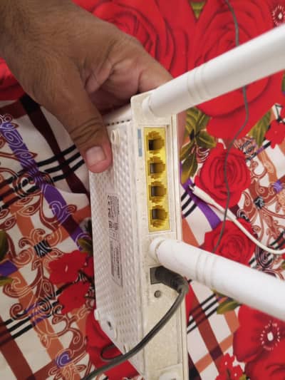 Tenda wifi Router