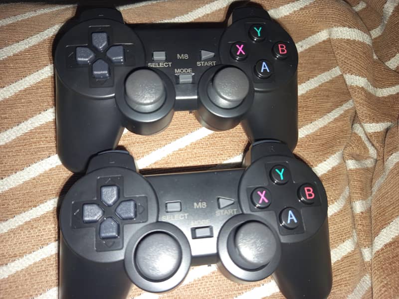 2.4G WIRELESS CONTROLLER CAMPER 1