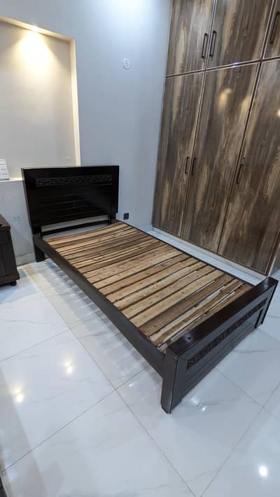 2 single beds