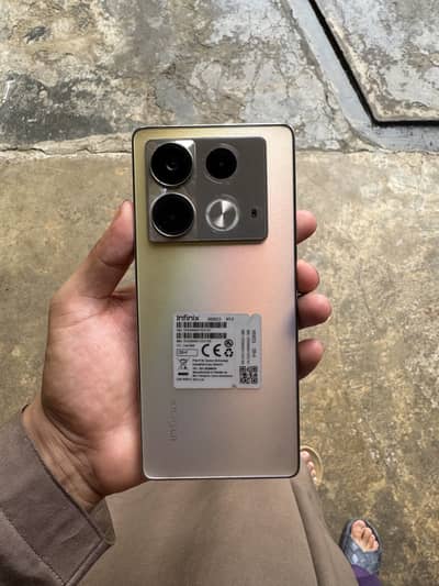 Infinix Note 40