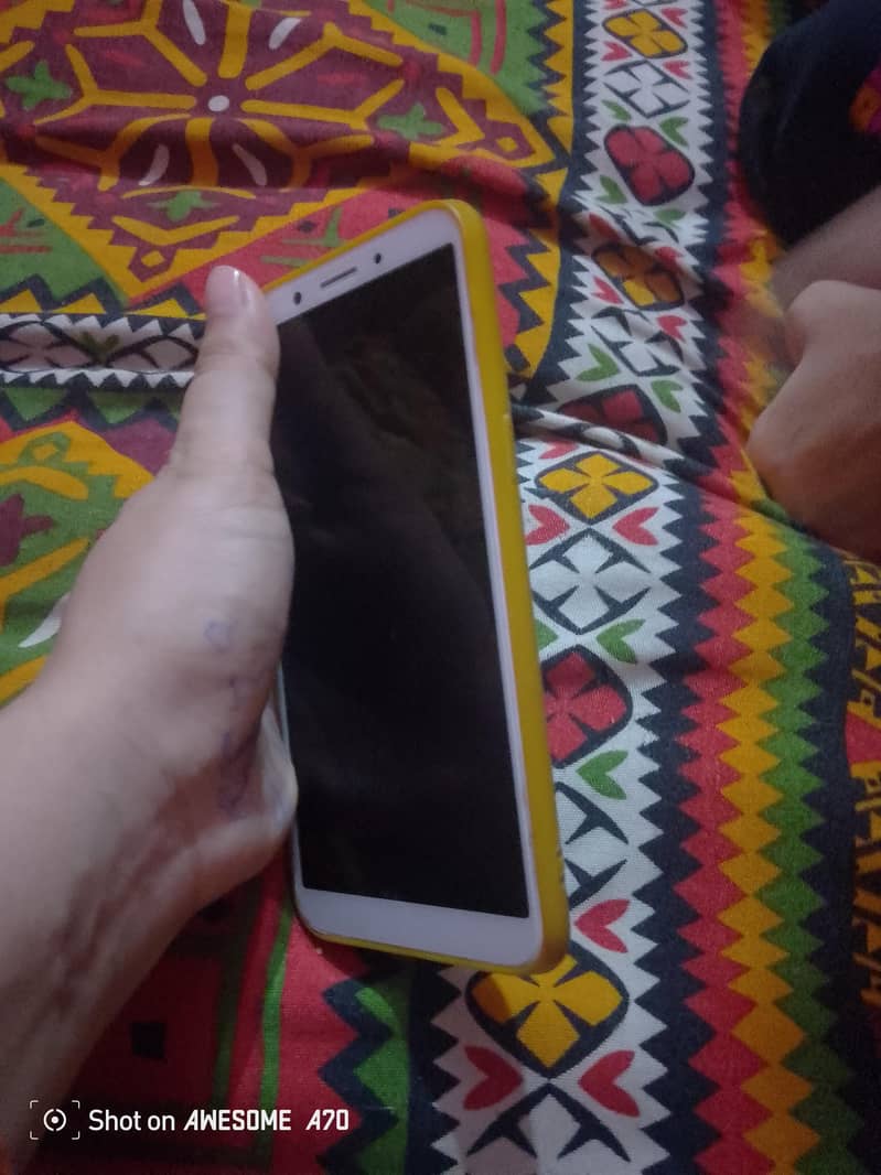 OPPO A83 1