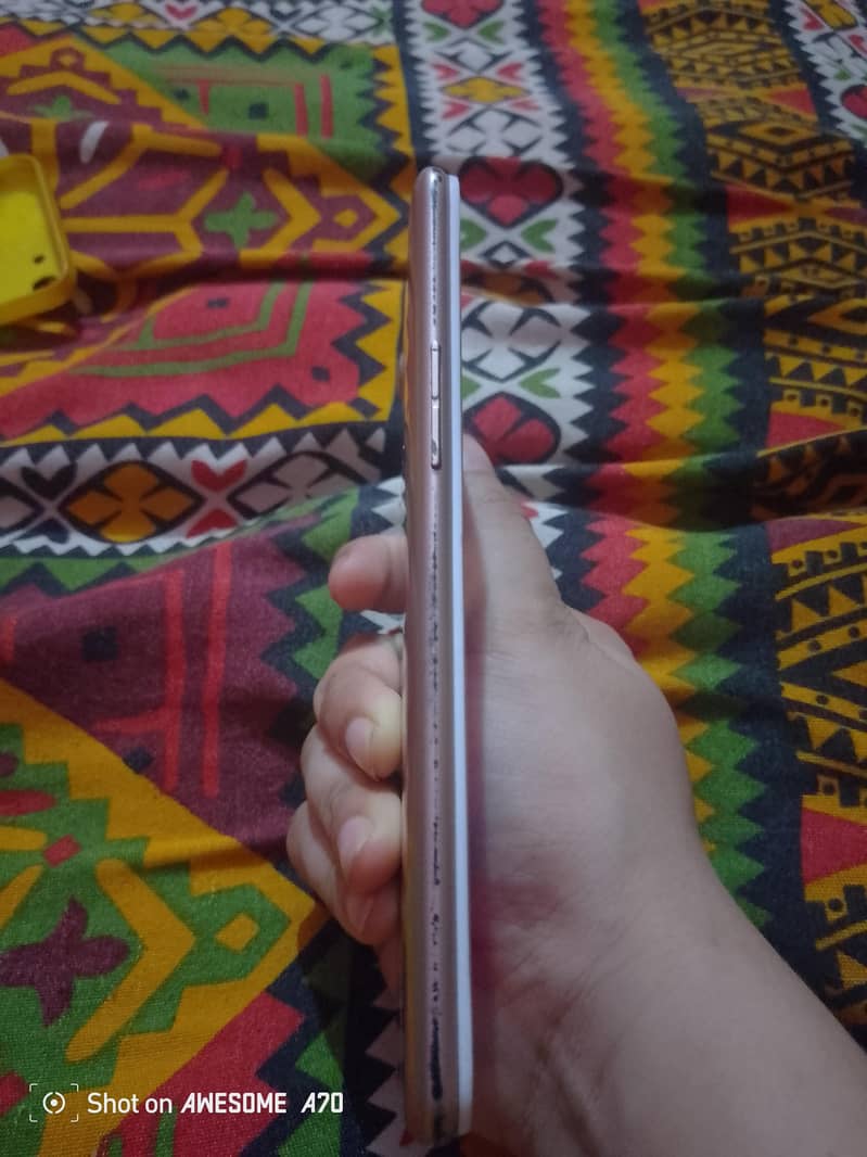 OPPO A83 4