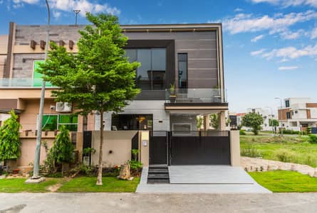 5 MARLA ULTRA MODERN SLIGHTLY USE HOUSE FOR SALE NEAR DOLMON MALL DHA PH 6 LAHORE