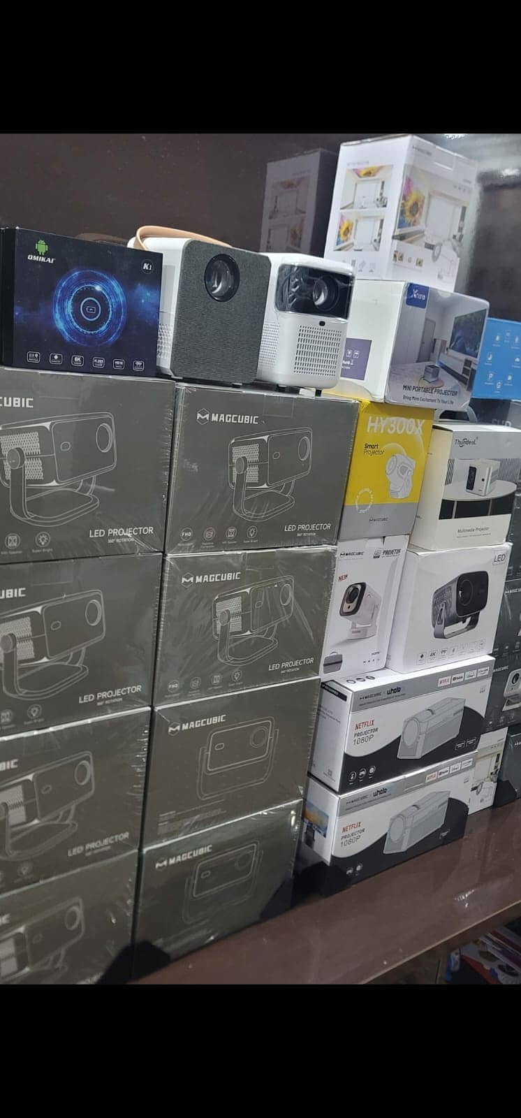 ANDROID PROJECTOR , HD PROJECTOR , LED PROJECTOR MULTIMEDIA PROJECTOR. 13