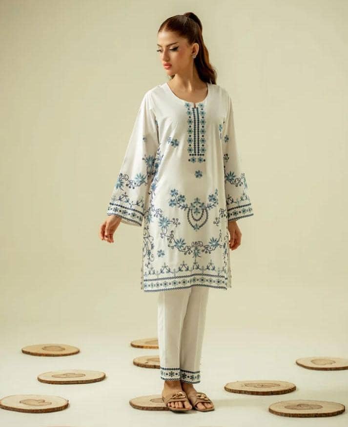 trendy clothes 2