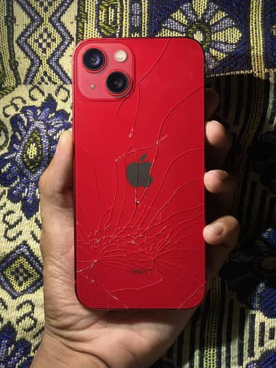 Apple iPhone 13