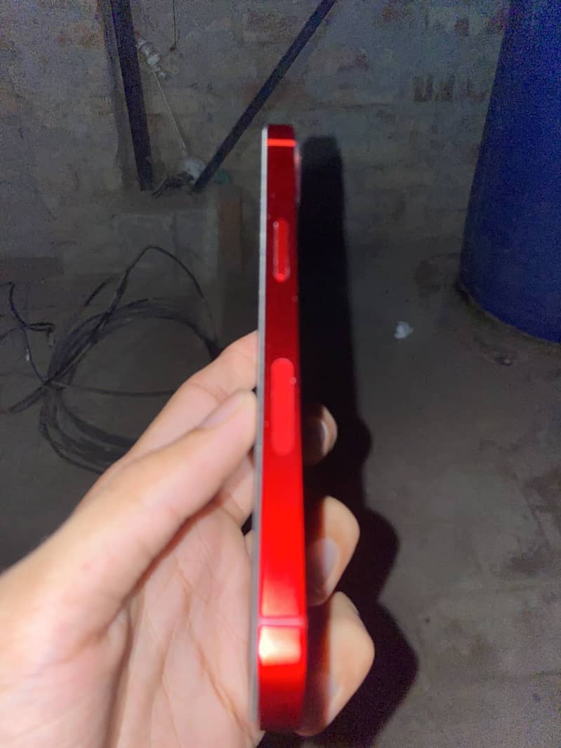 Apple iPhone 13 3