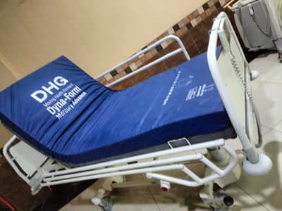 Patient electric bed ELEGANZA linit 7 function with imported mattress