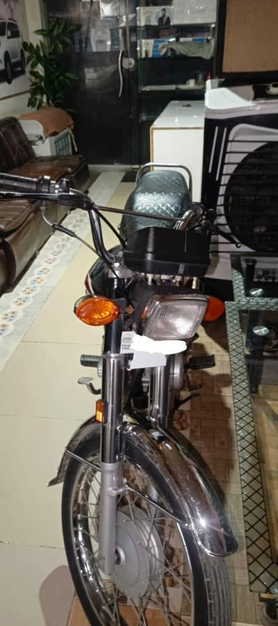 2024 model Honda 125 for sale urgent 0300-4635476.0300-8432544
