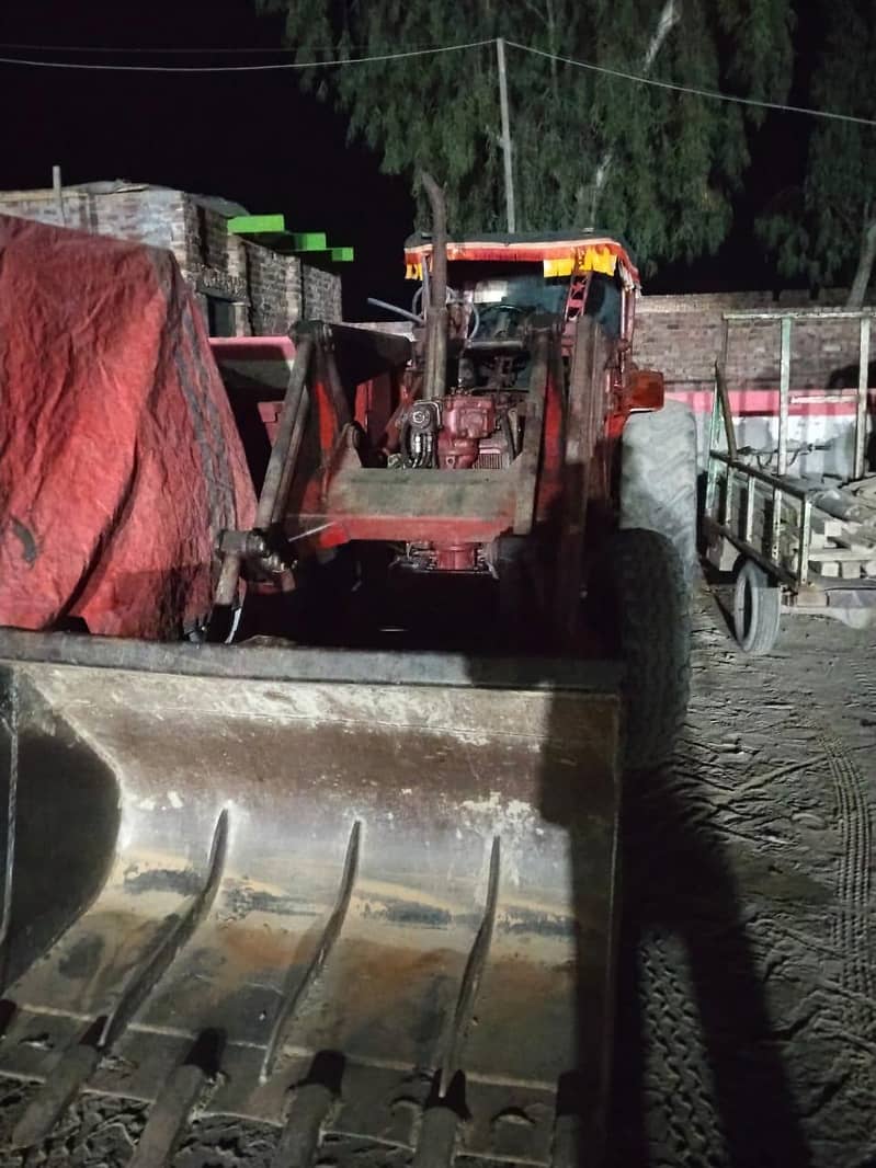 powerful loader tractor 1