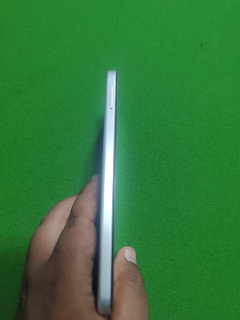 OPPO A6s 0