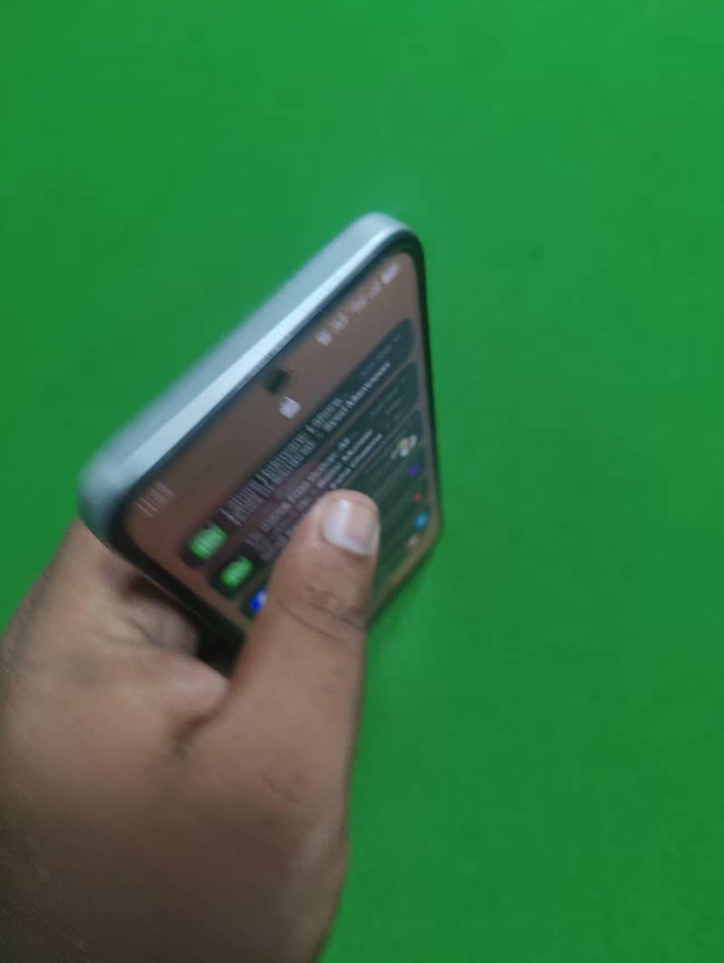 OPPO A6s 1