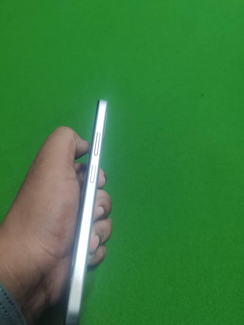 OPPO A6s 2