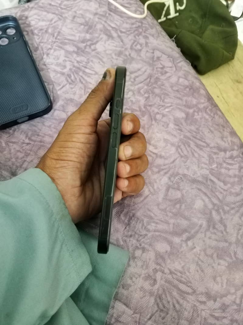 Apple iPhone 15 1