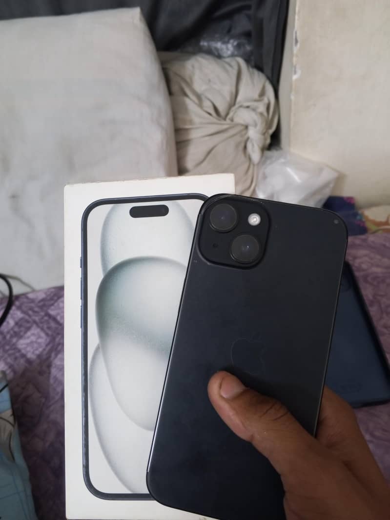 Apple iPhone 15 6