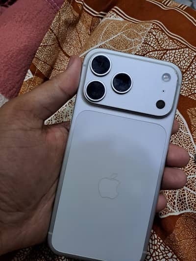 iPhone 17 pro max JV 100 health