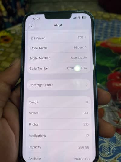 Apple iPhone 13