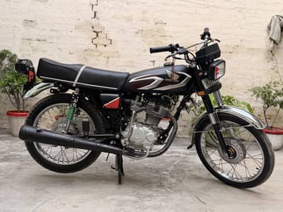 Honda 125 [watsapp: 03=70=53=37=21=1]