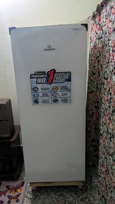 Vertical Freezer VF 1035 WBGD