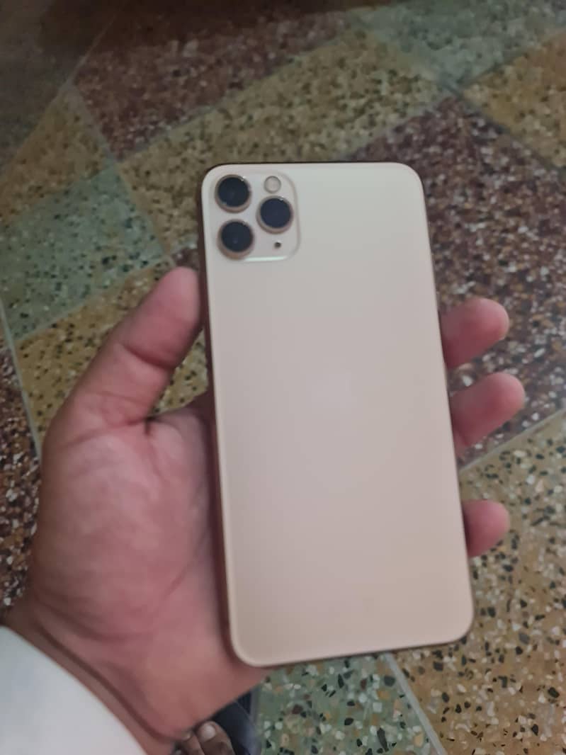 Apple iPhone 11 3