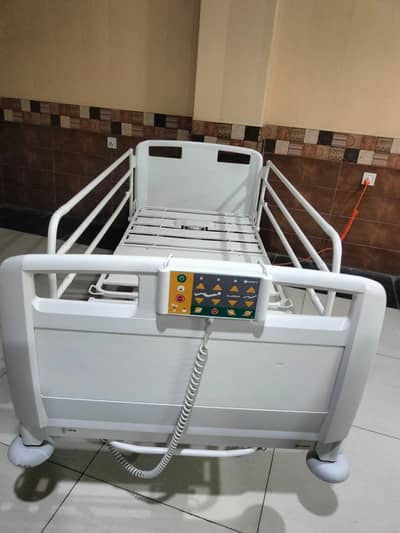 Patient electric bed Linet ELEGANZA 7 function with mattressl (UK)