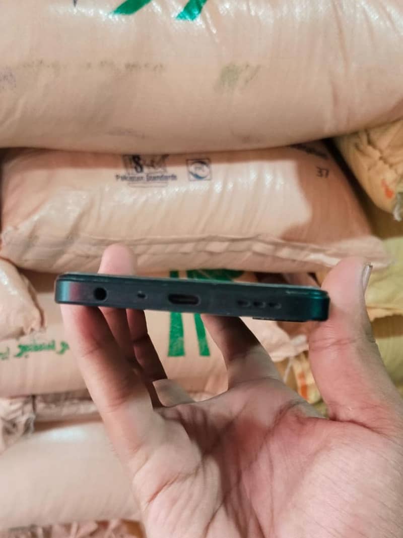 OPPO A18 1