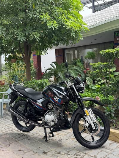 Yamaha YBR 125G Urgent For Sale | 17K Used Only | Total Geniune