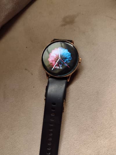 Zero Luna Smart Watch – Rose Gold | AMOLED Display | Excellent Condit