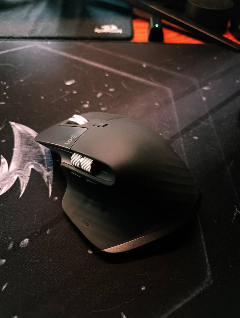 Logitech MX Master 3s 0