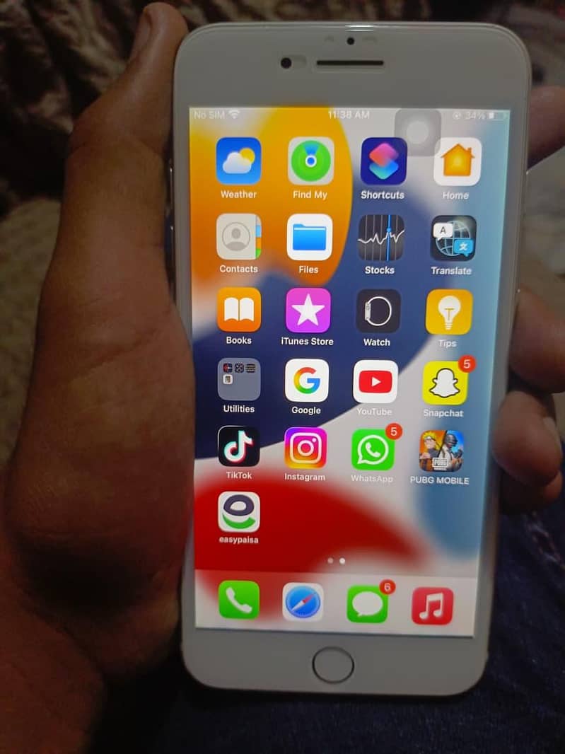 Apple iPhone 7 Plus 0
