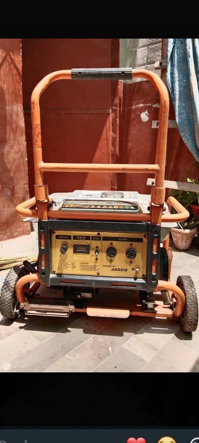 good condition selling generator 22o watt