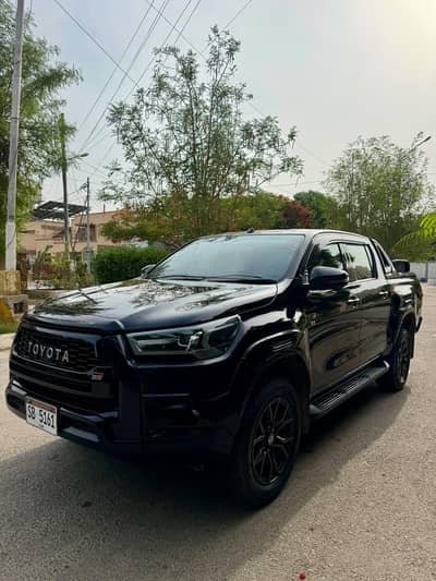 Toyota Hilux Revo GR 2023