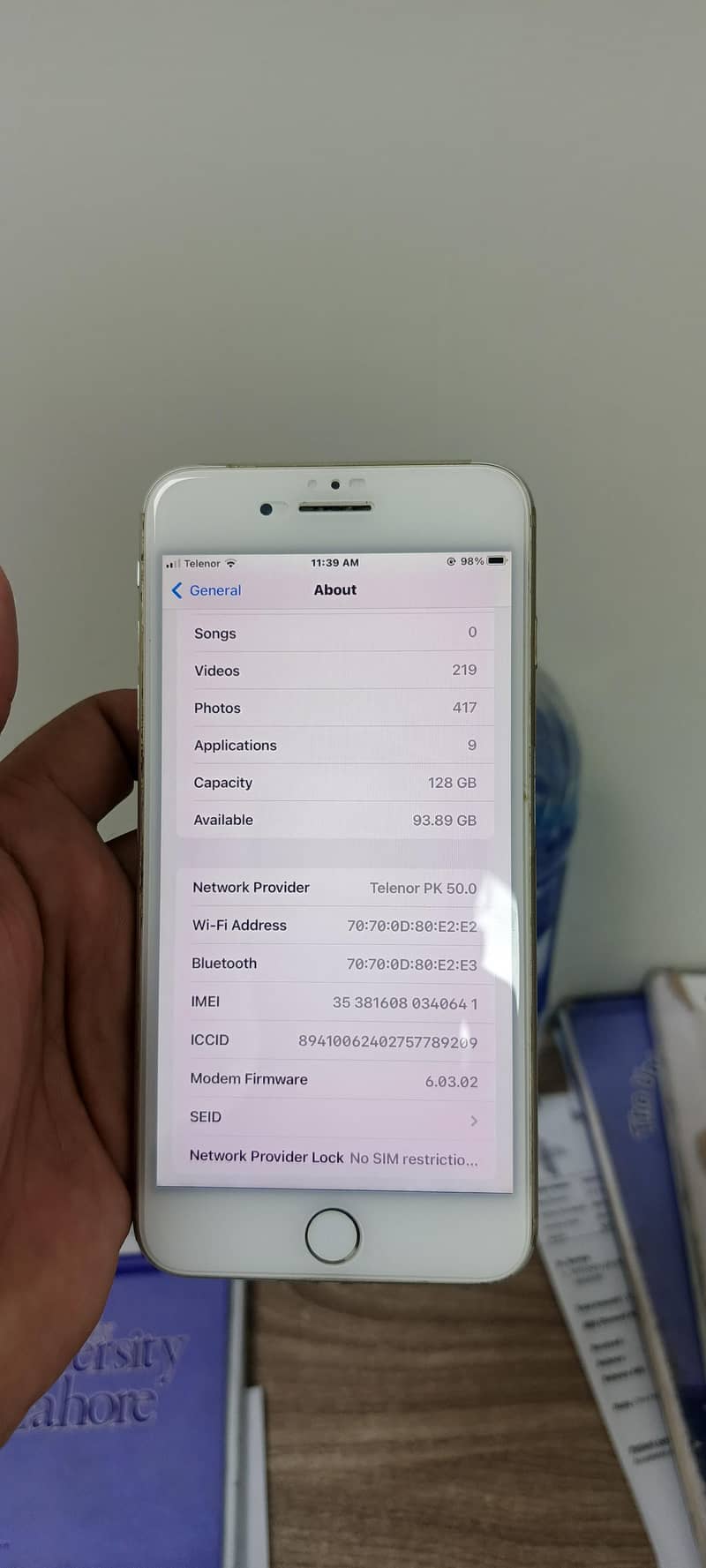 Apple iPhone 7 Plus 0