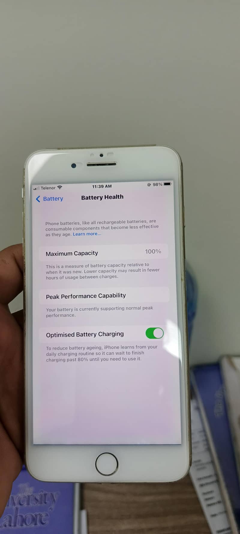 Apple iPhone 7 Plus 1