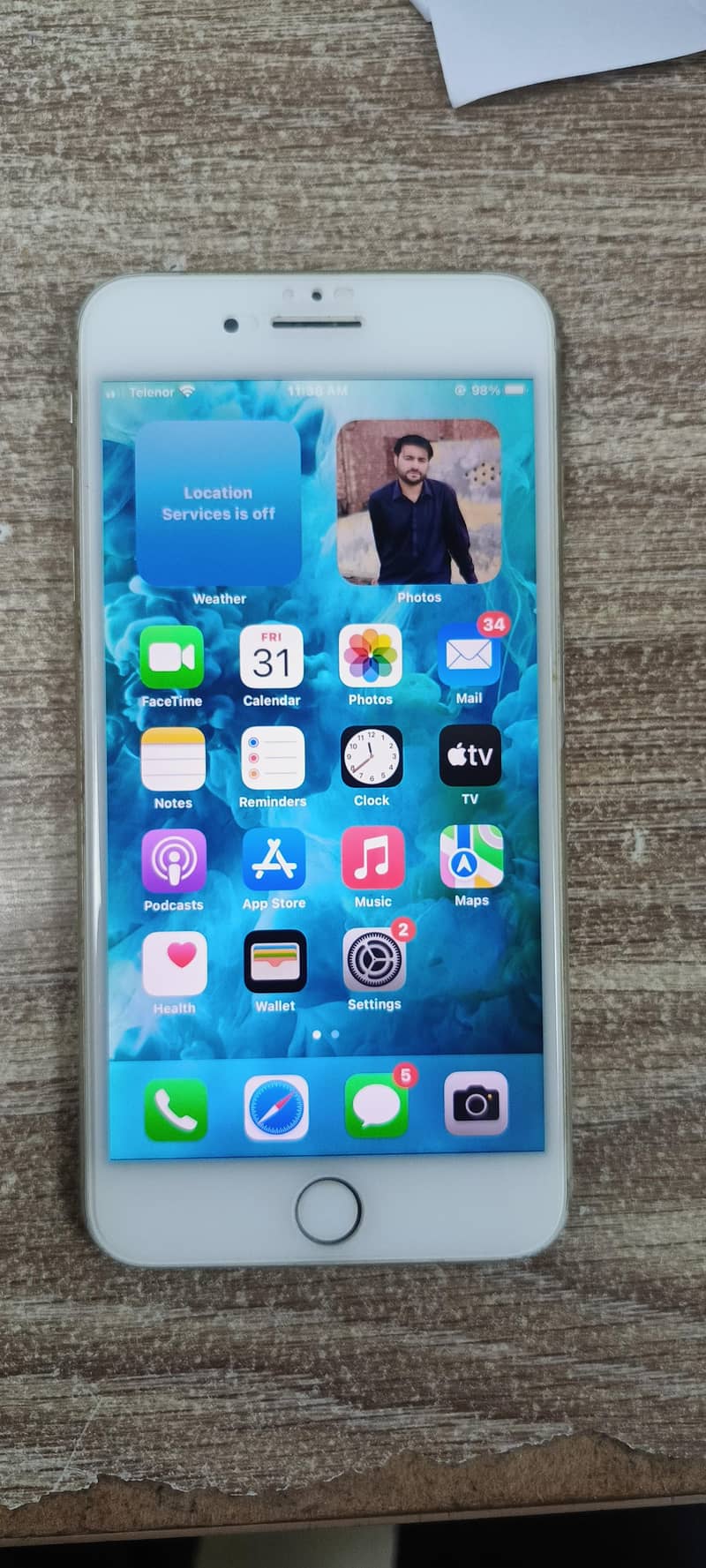 Apple iPhone 7 Plus 6
