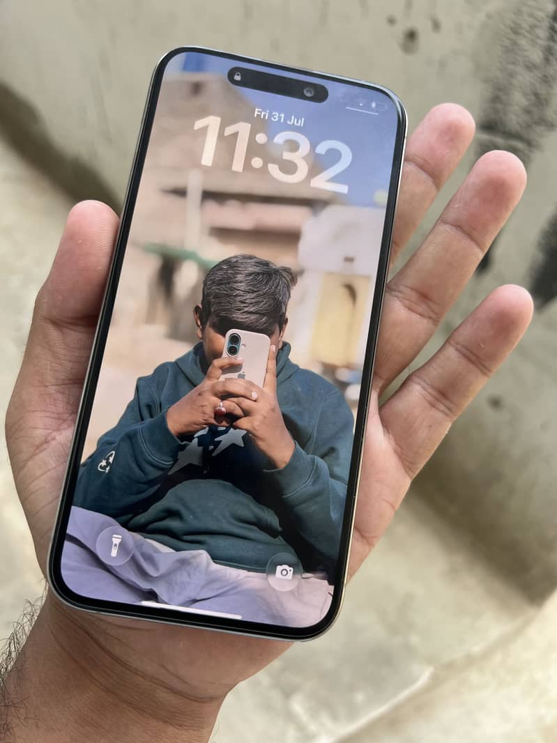 Iphone 15 pro max 2