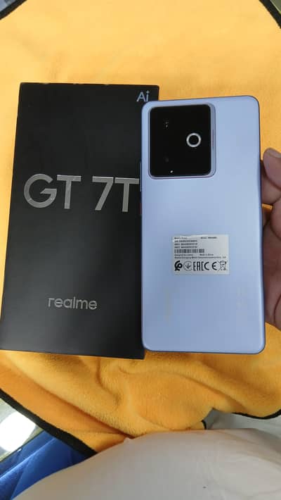 12GB 512GB