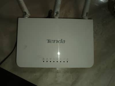 Tenda F3 Wireless N300 WiFi Router – Excellent Condition