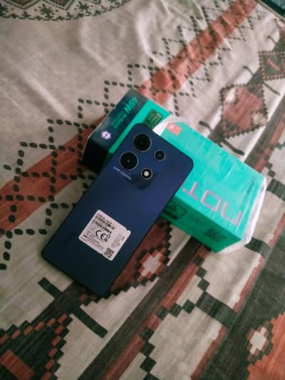 Infinix Note 30.