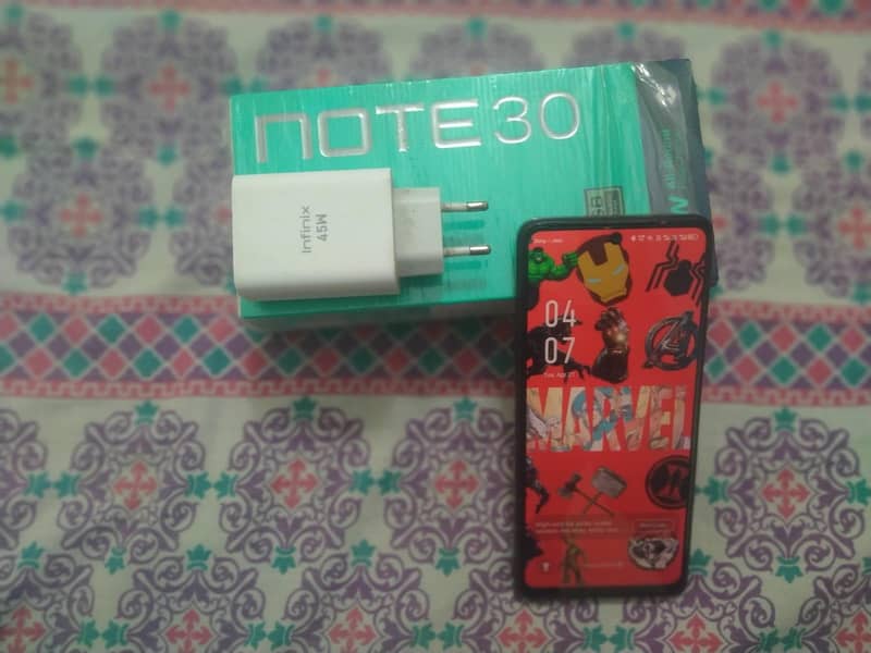 Infinix Note 30. 2