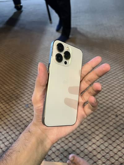contact (number 0301 9724506)iphone 13 pro all ok