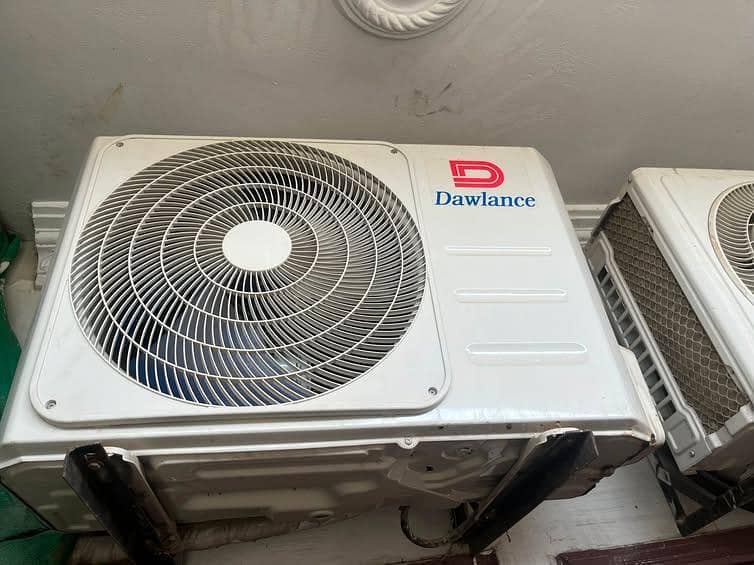 Dawlance split ac 1